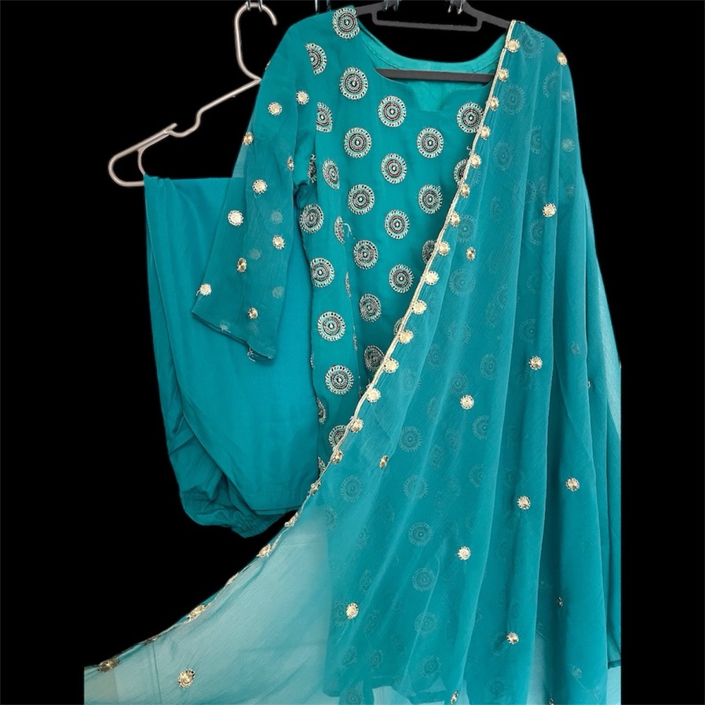 Shalwar Kameez BUST 40 Medium